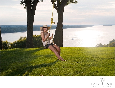 St.LouisProfessionalSeniorPhotographer_2199.jpg